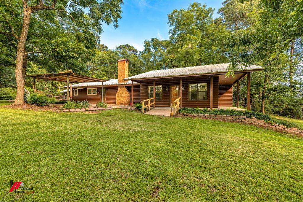 66 Fowler Lane, Converse, LA 71419