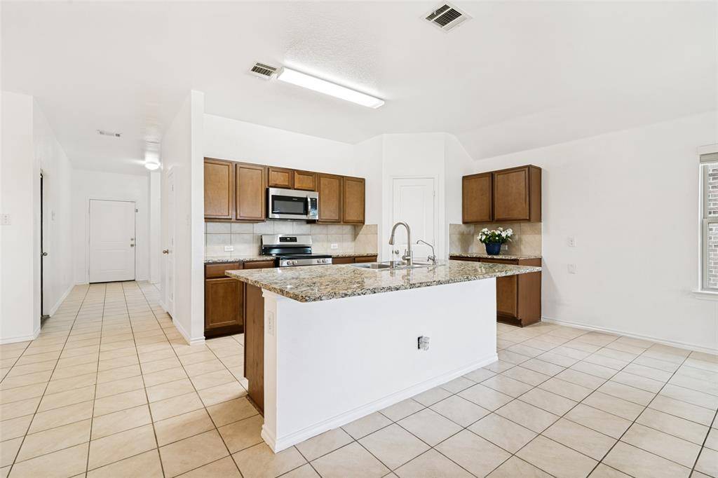 2085 Leona Street, Forney, TX 75126