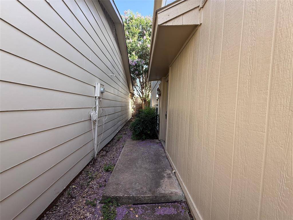 2916 Canis Circle, Garland, TX 75044