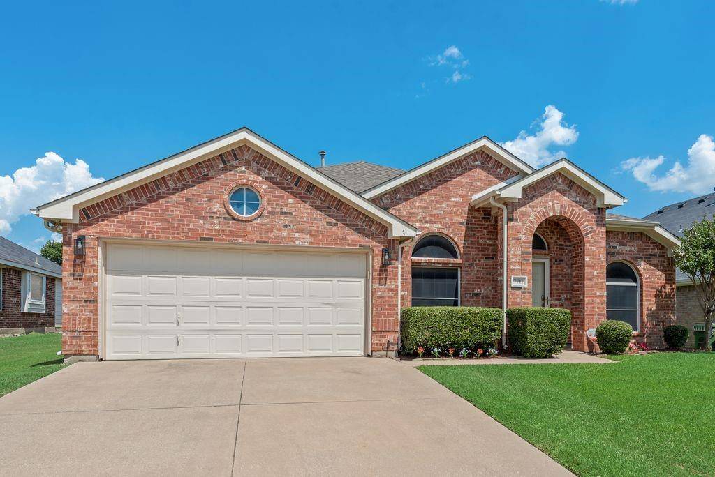 7711 Pittsford Lane, Arlington, TX 76002