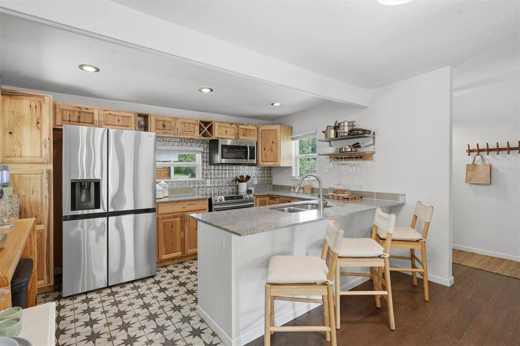 8255 Longford Drive, Fort Worth, TX 76116
