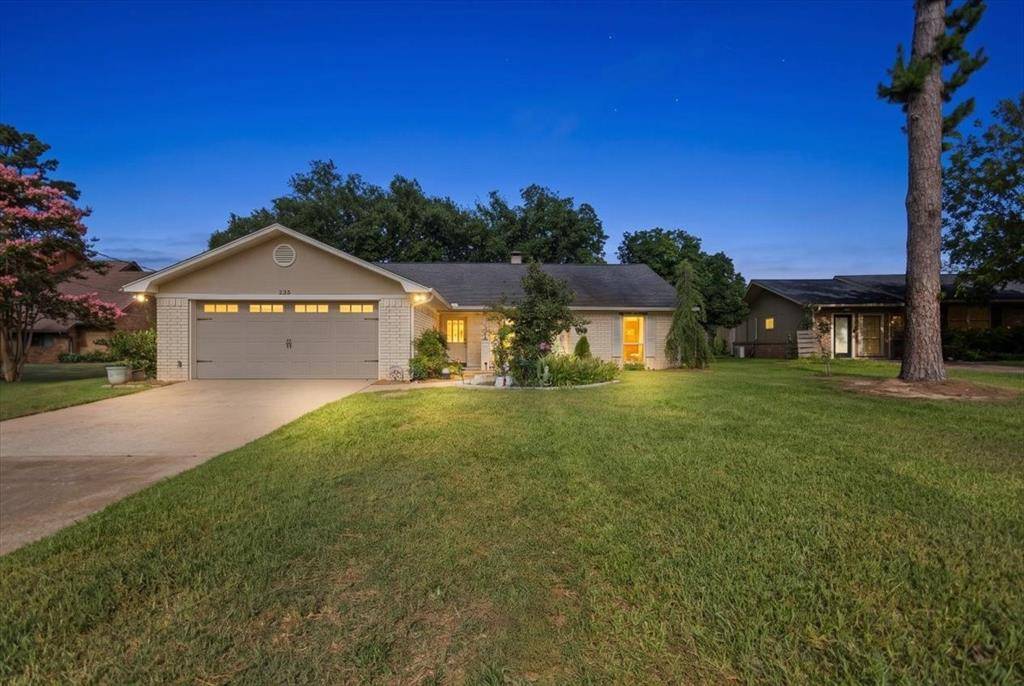 235 Fairlawn Drive, Hideaway, TX 75771