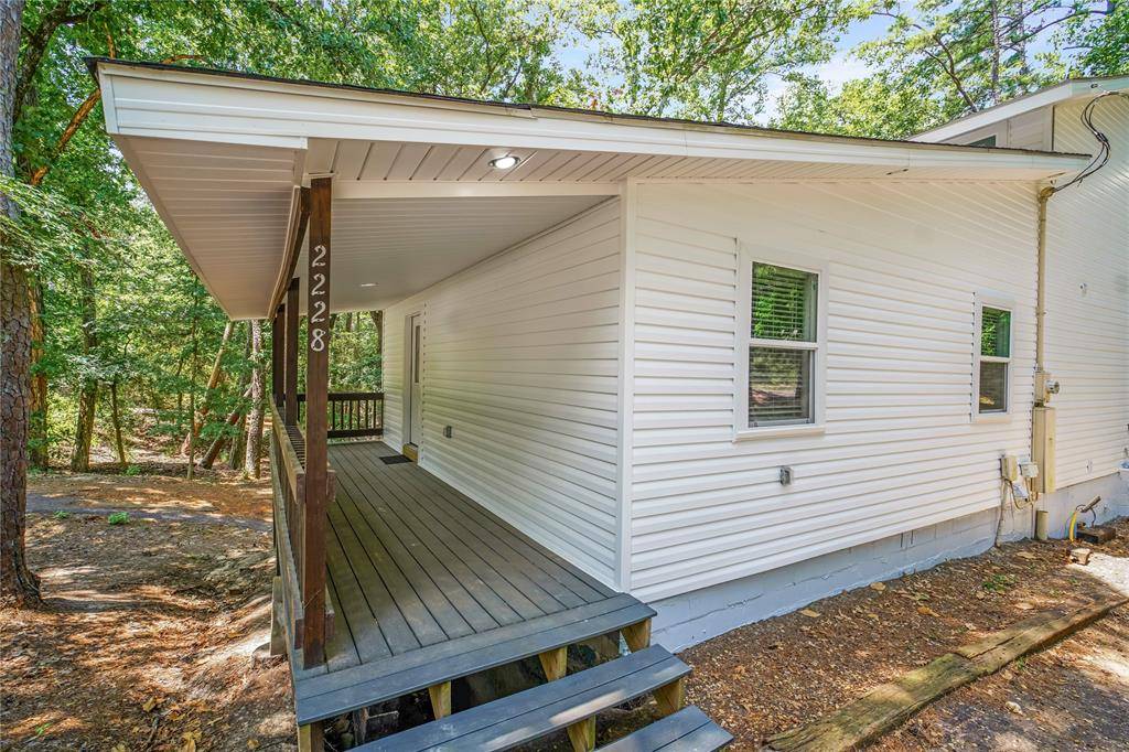 2228 W Holly Trail, Holly Lake Ranch, TX 75765