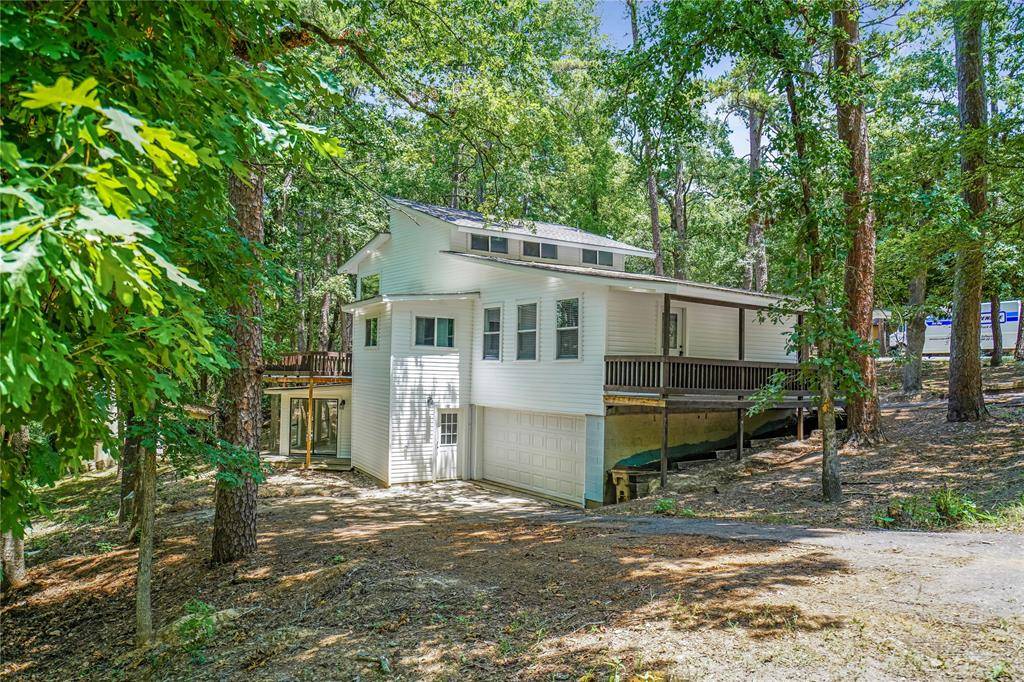 2228 W Holly Trail, Holly Lake Ranch, TX 75765