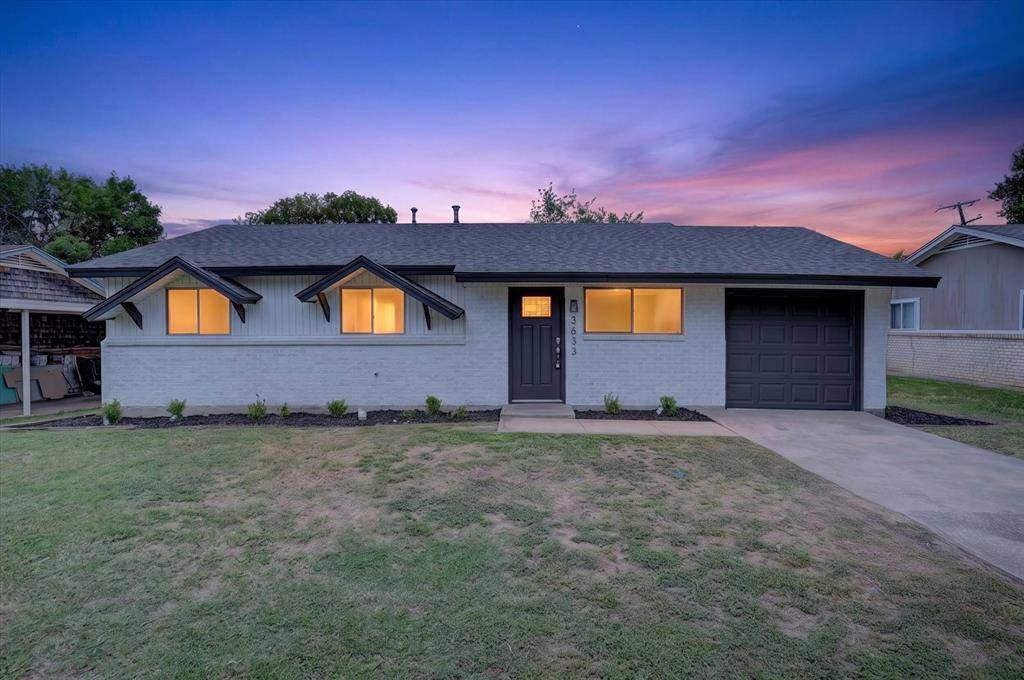 3633 Larry Street, Haltom City, TX 76117