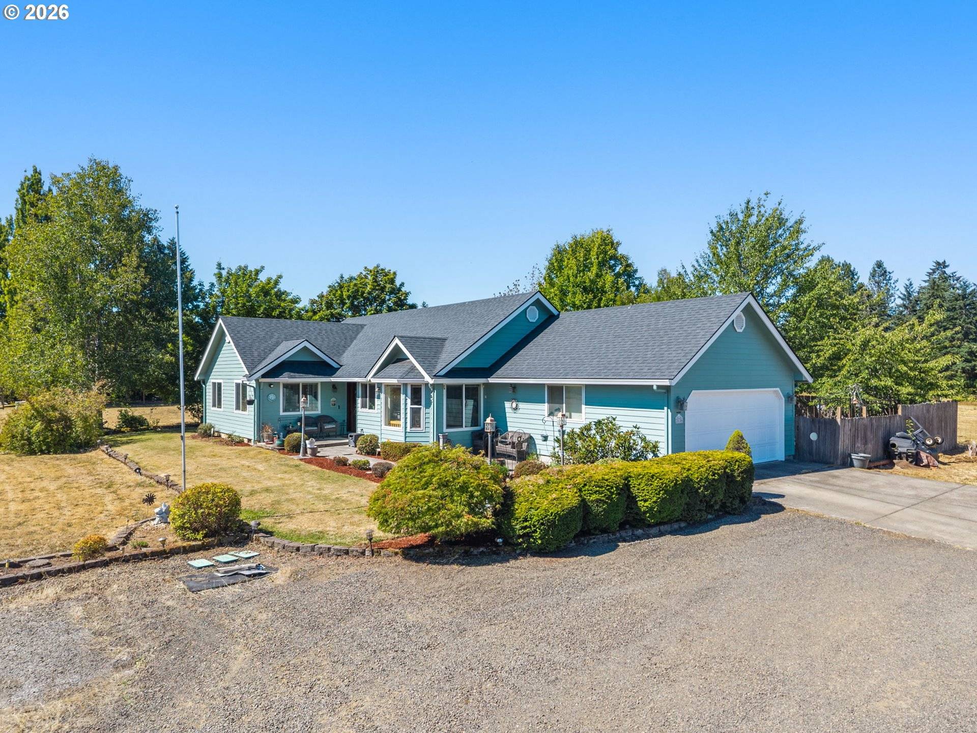 25156 E BOLTON RD, Veneta, OR 97487