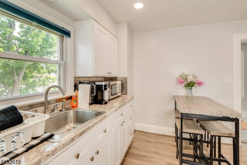 278 High St, Hackensack City, NJ 07601