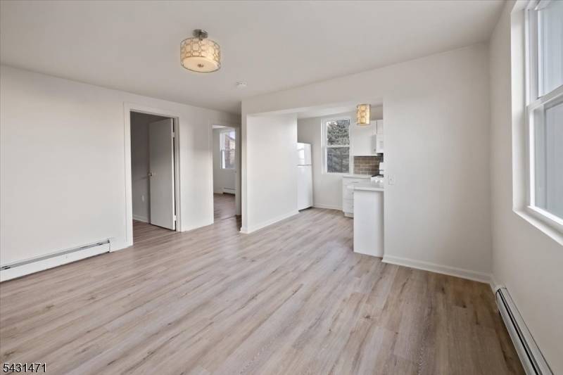 201 16Th St, Union City, NJ 07087