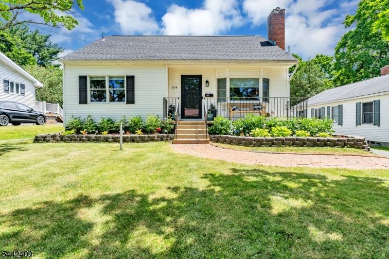 104 N Prospect St, Washington Boro, NJ 07882