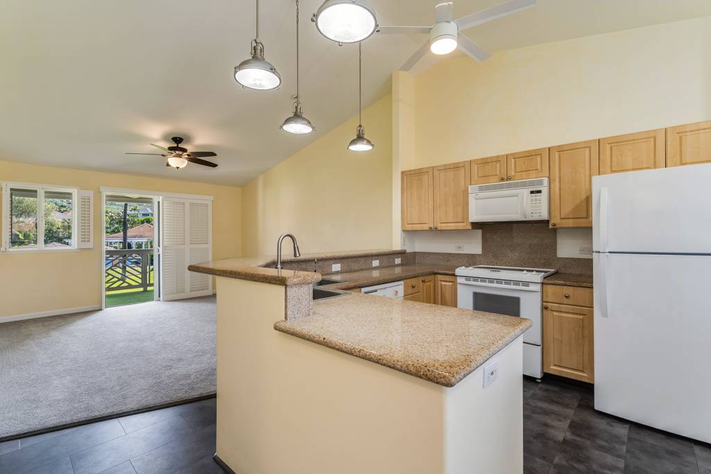 75-6009 ALII DR #B23, Kailua Kona, HI 96740