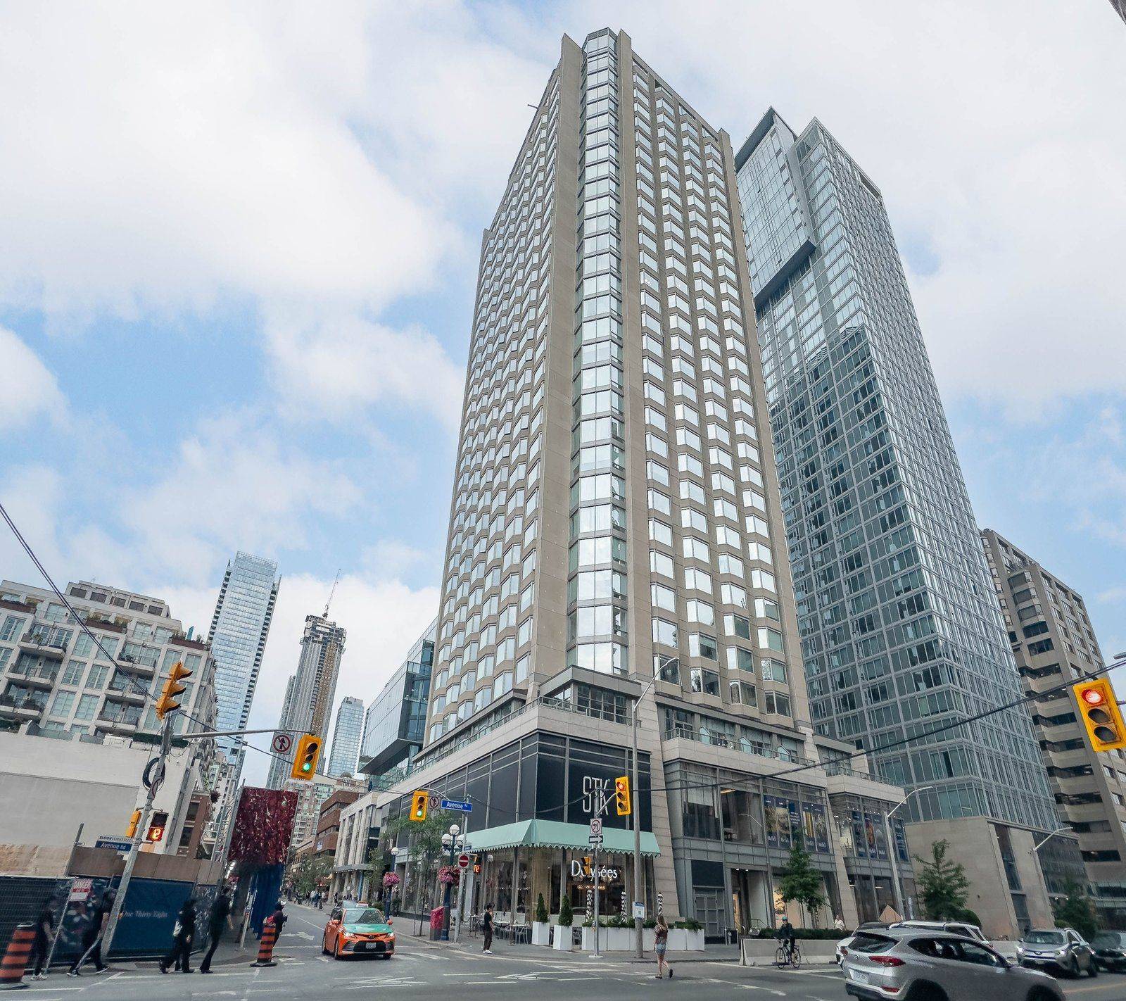 155 Yorkville AVE #2917, Toronto C02, ON M5R 0B4