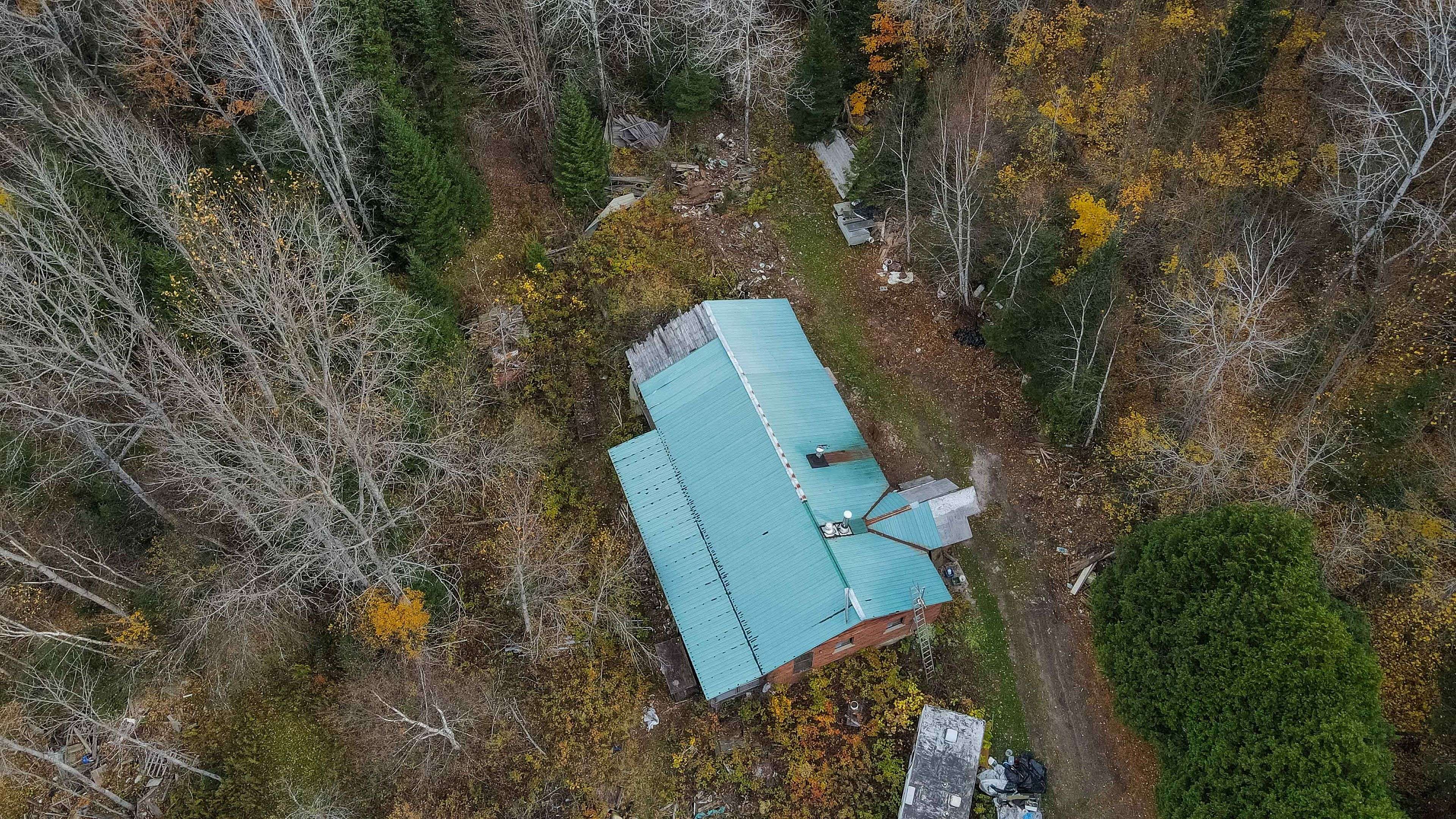 129 Mullen RD, Madawaska Valley, ON K0J 1L0
