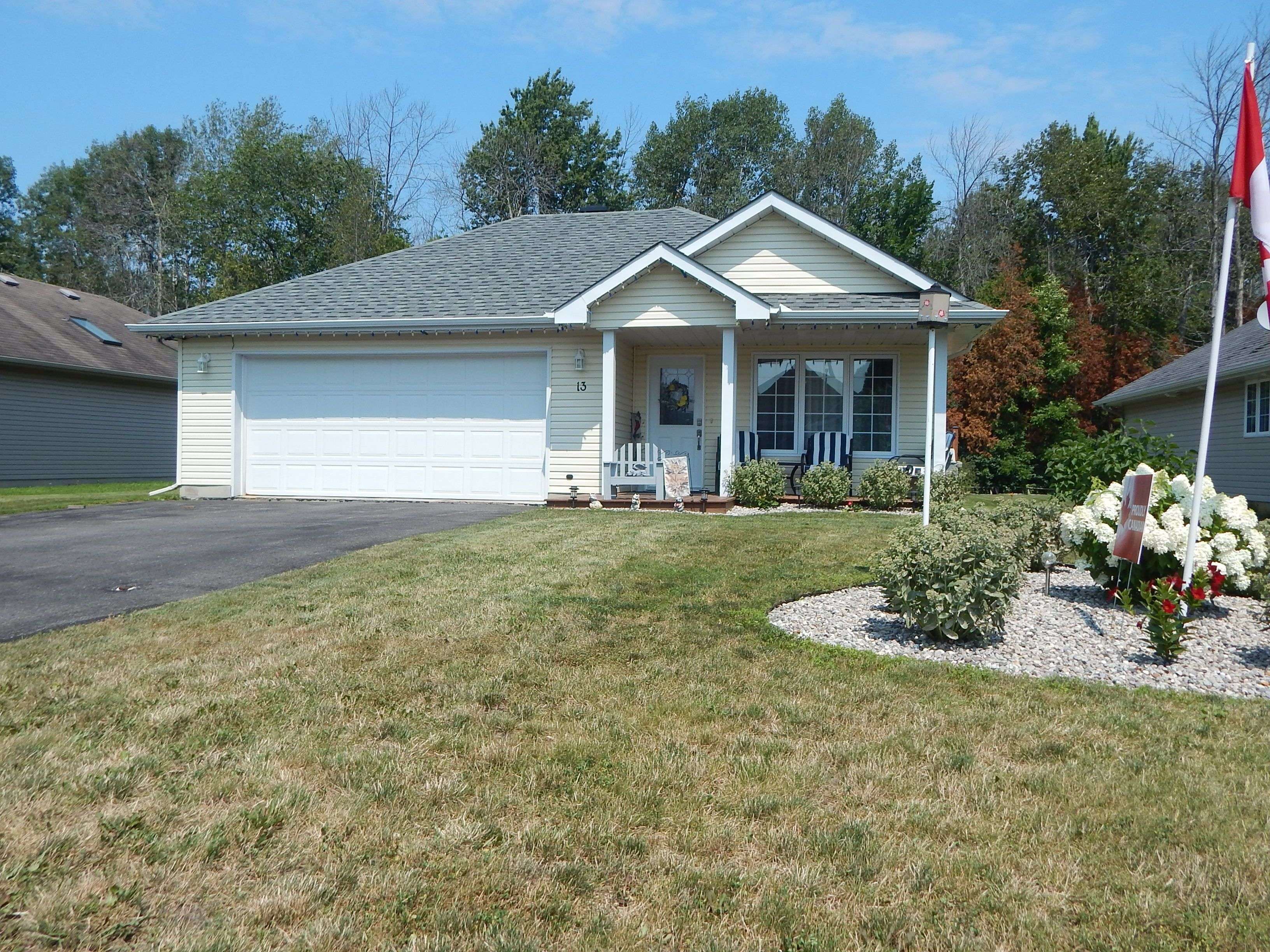 13 Cypress LN, South Stormont, ON K0C 1M0