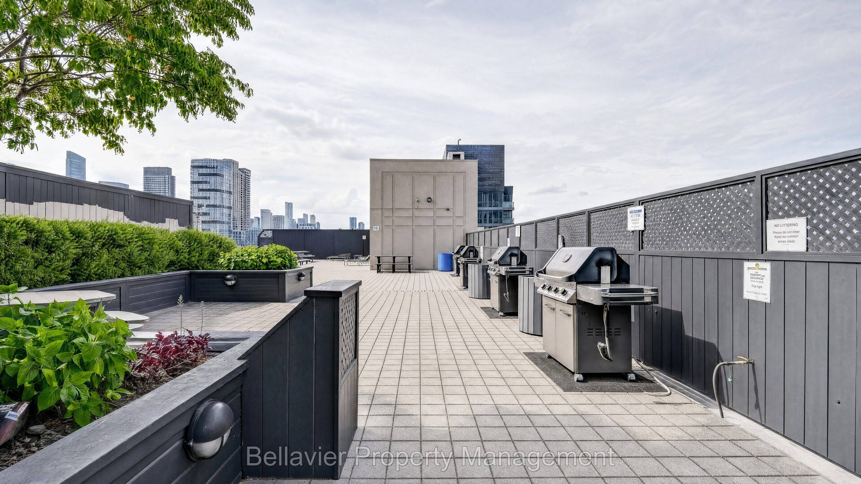323 Richmond ST #807, Out Of Area, ON M5A 4R3