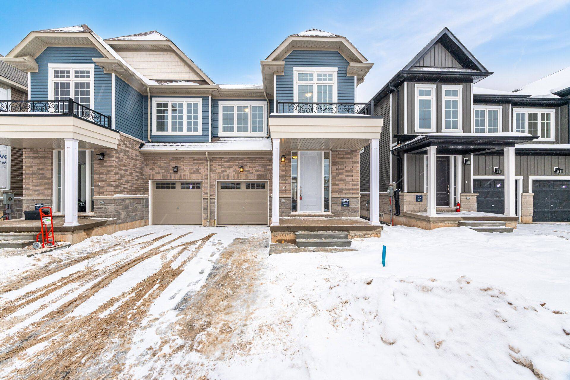 109 Molozzi ST, Erin, ON N0B 1T0