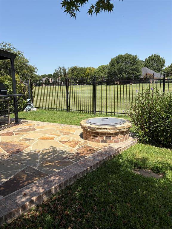 837 Merion Drive, Fort Worth, TX 76028