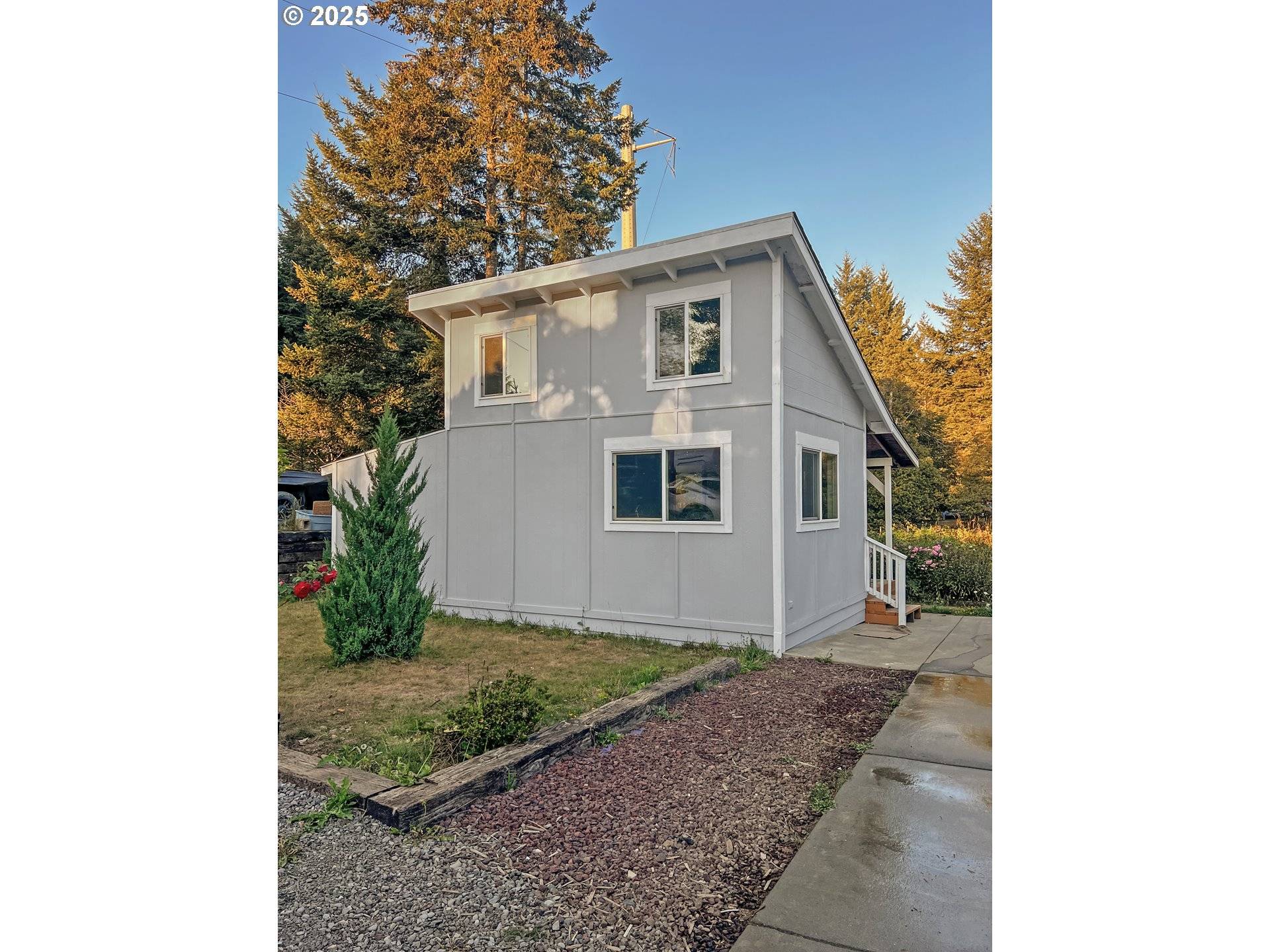 97040 Henderson, Brookings, OR 97415