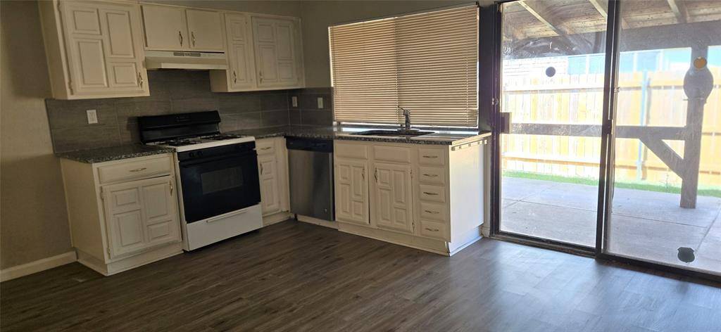 7322 Long Canyon Trail, Dallas, TX 75249