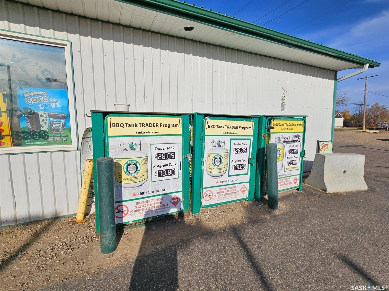 512 Railway AVENUE, Oxbow, SK S0C 2B0