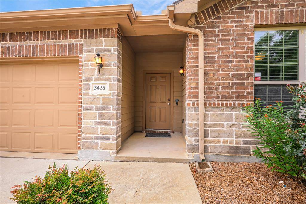3428 Wavecrest Lane, Denton, TX 76208