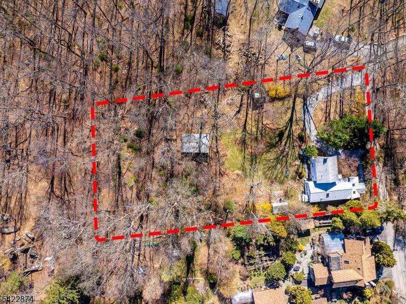 16 Skytop Rd, Lebanon Twp., NJ 07853