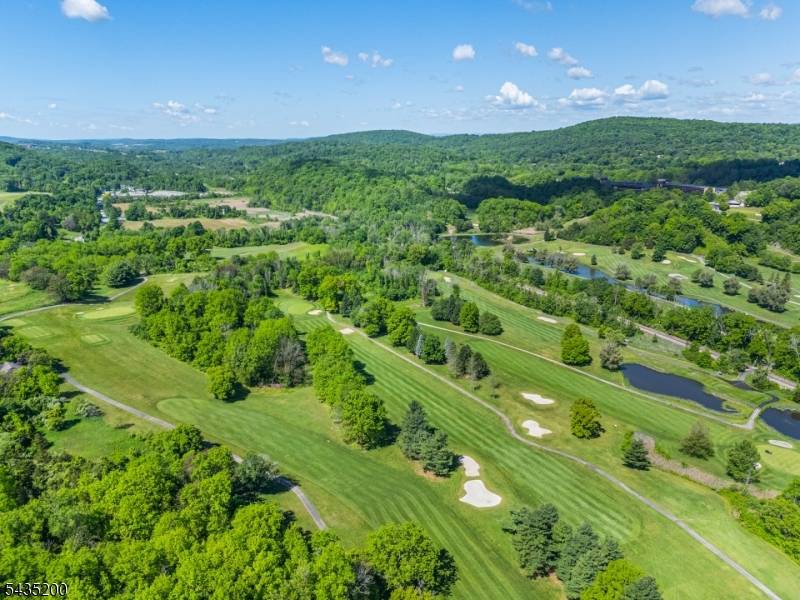 14 Stonehill Dr #6, Vernon Twp., NJ 07462