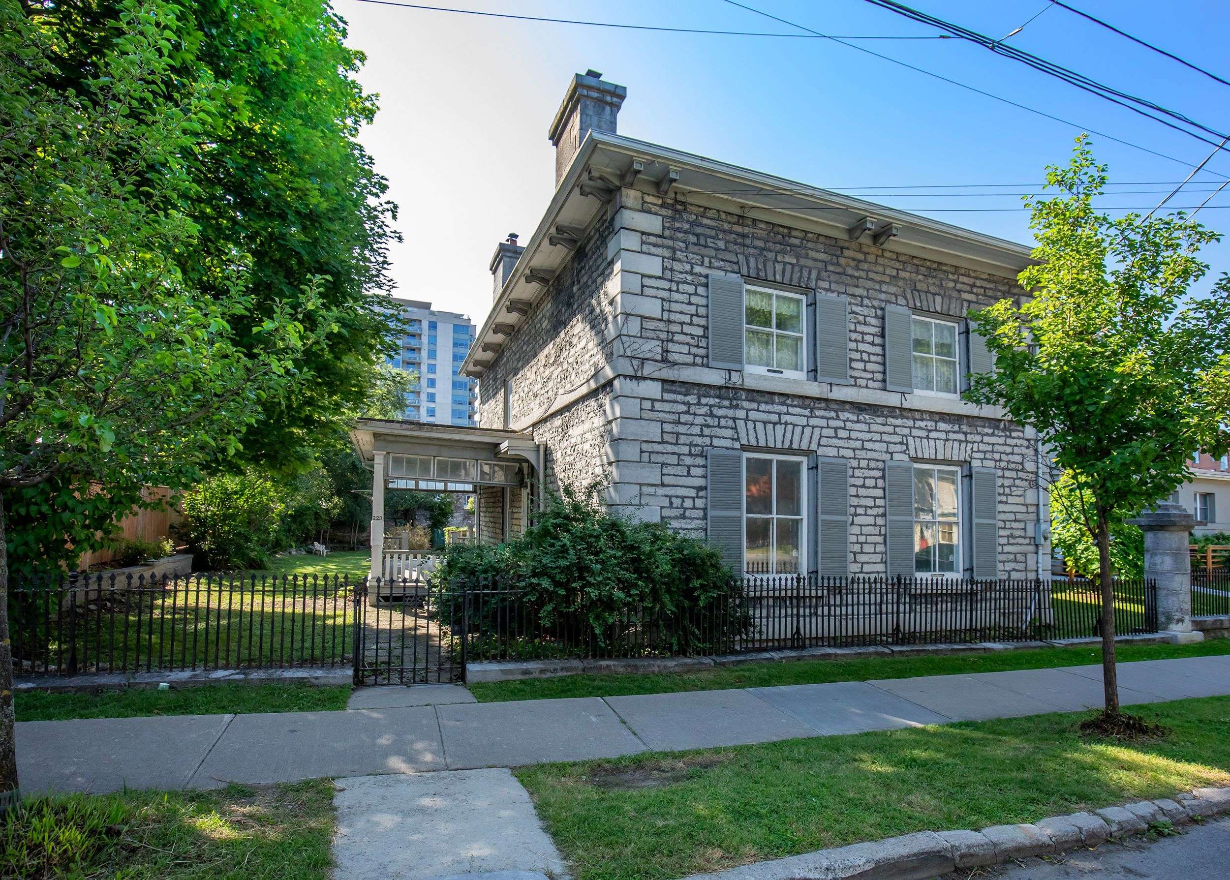 223 King ST E, Kingston, ON K7L 3A7