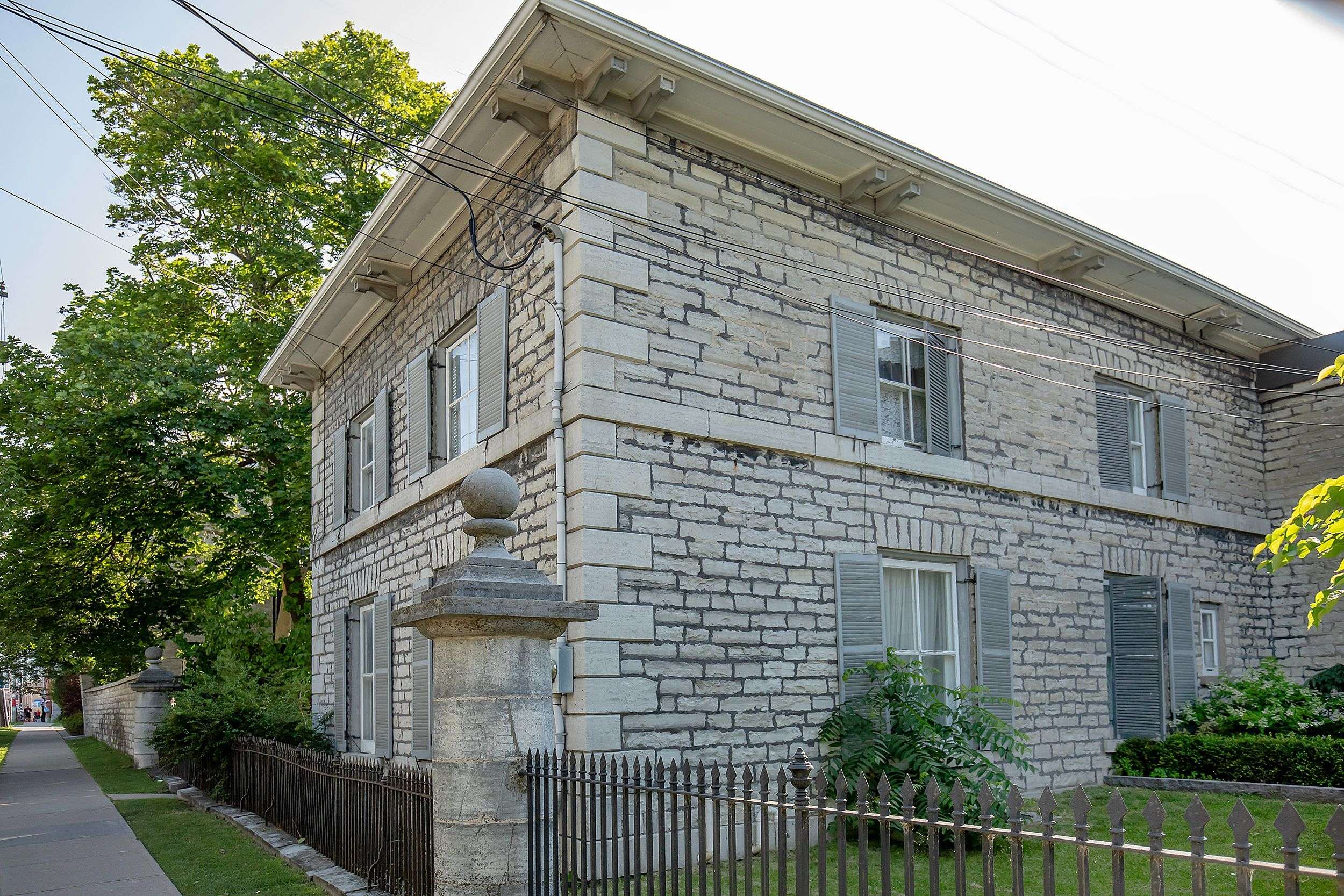 223 King ST E, Kingston, ON K7L 3A7