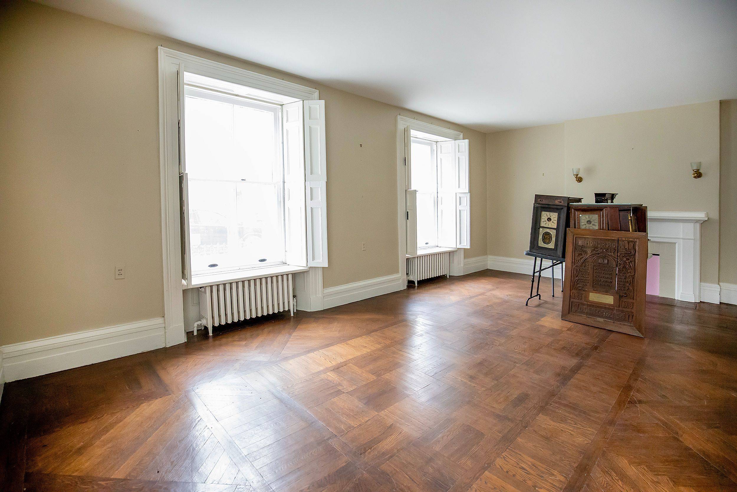 223 King ST E, Kingston, ON K7L 3A7