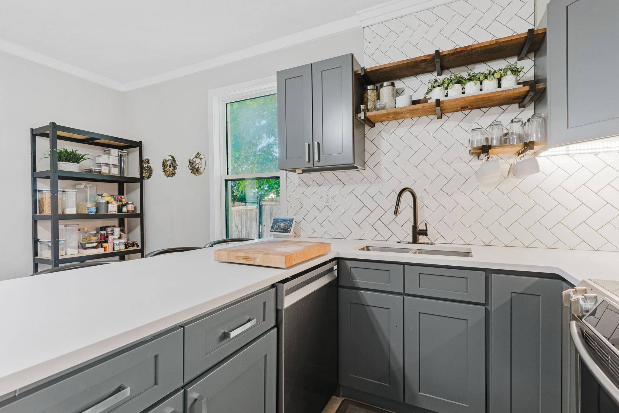 35 Shade ST, Cambridge, ON N1R 4J6