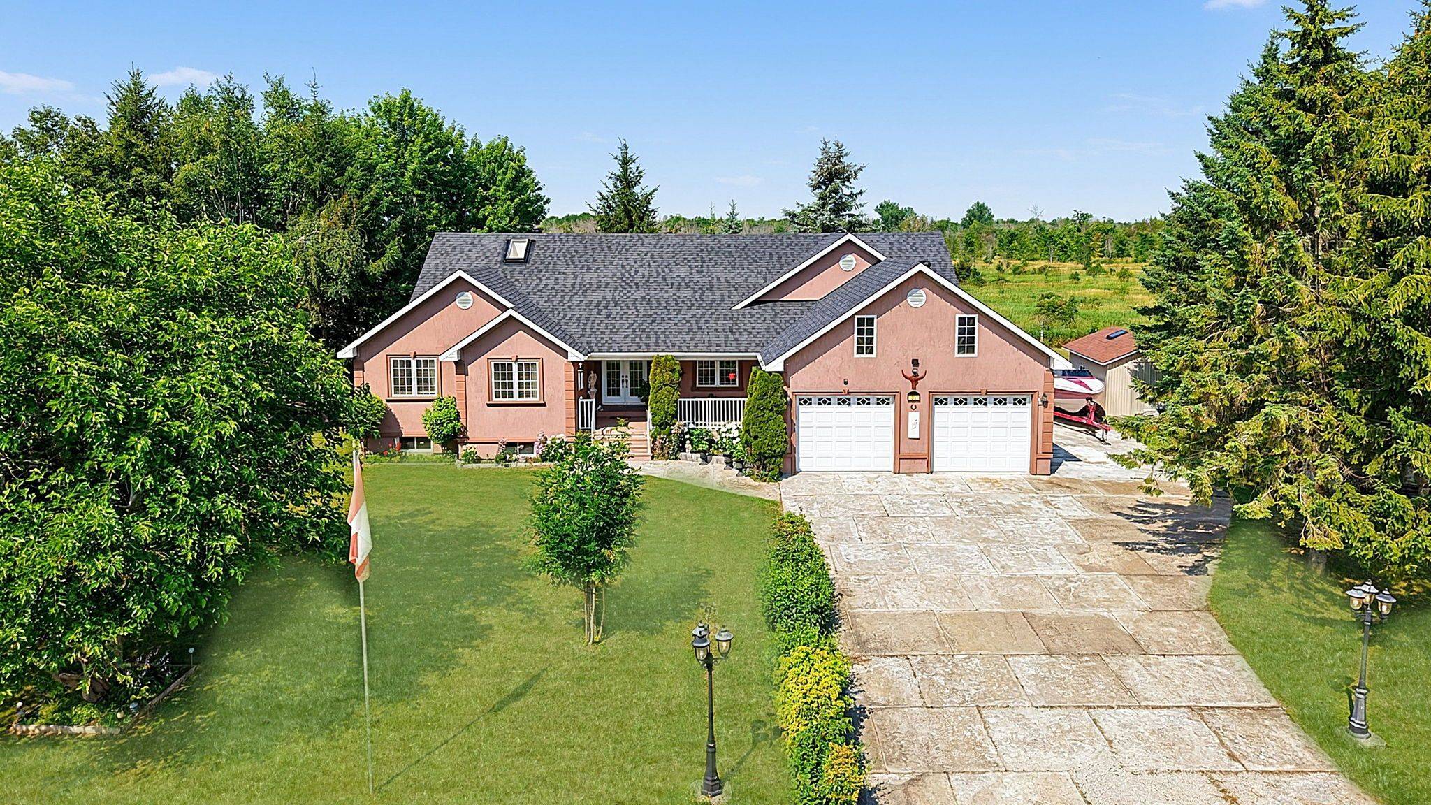 31 Hillside DR, Georgian Bay, ON L0K 1S0