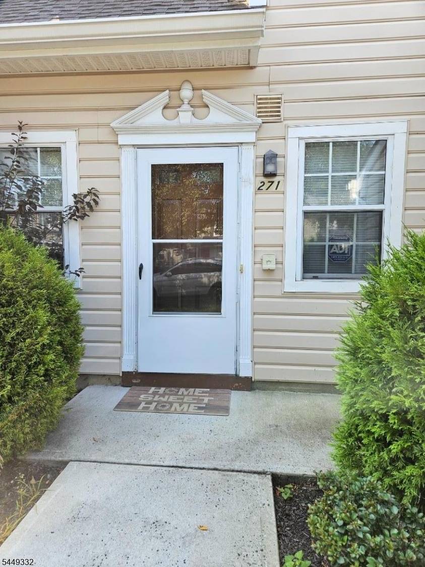 271 Abbey Dr, Franklin Twp., NJ 08873