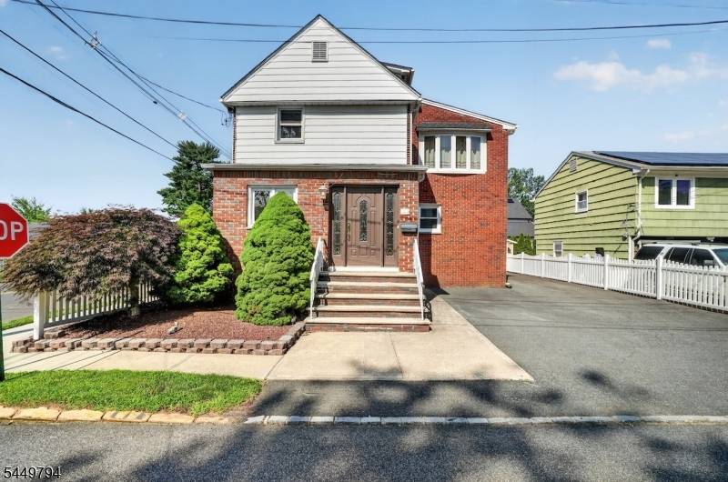200 N 18Th St #1, Kenilworth Boro, NJ 07033