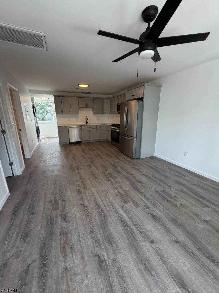 40 N York St, Paterson City, NJ 07524