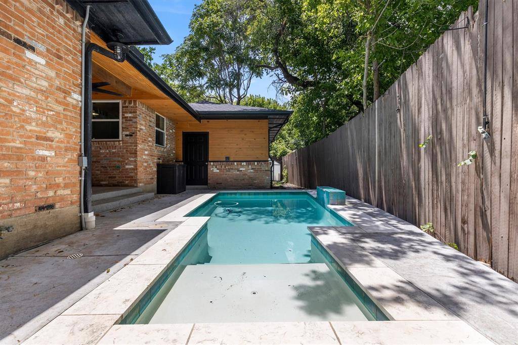 2103 Healey Drive, Dallas, TX 75228