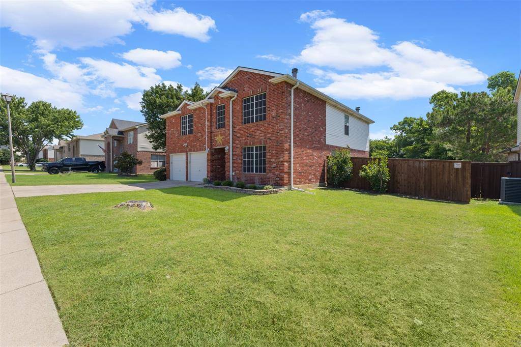 1017 Lake Trail Drive, Little Elm, TX 75068