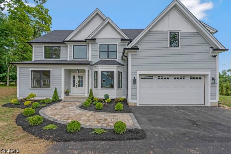752 Valley Rd, Long Hill Twp., NJ 07933