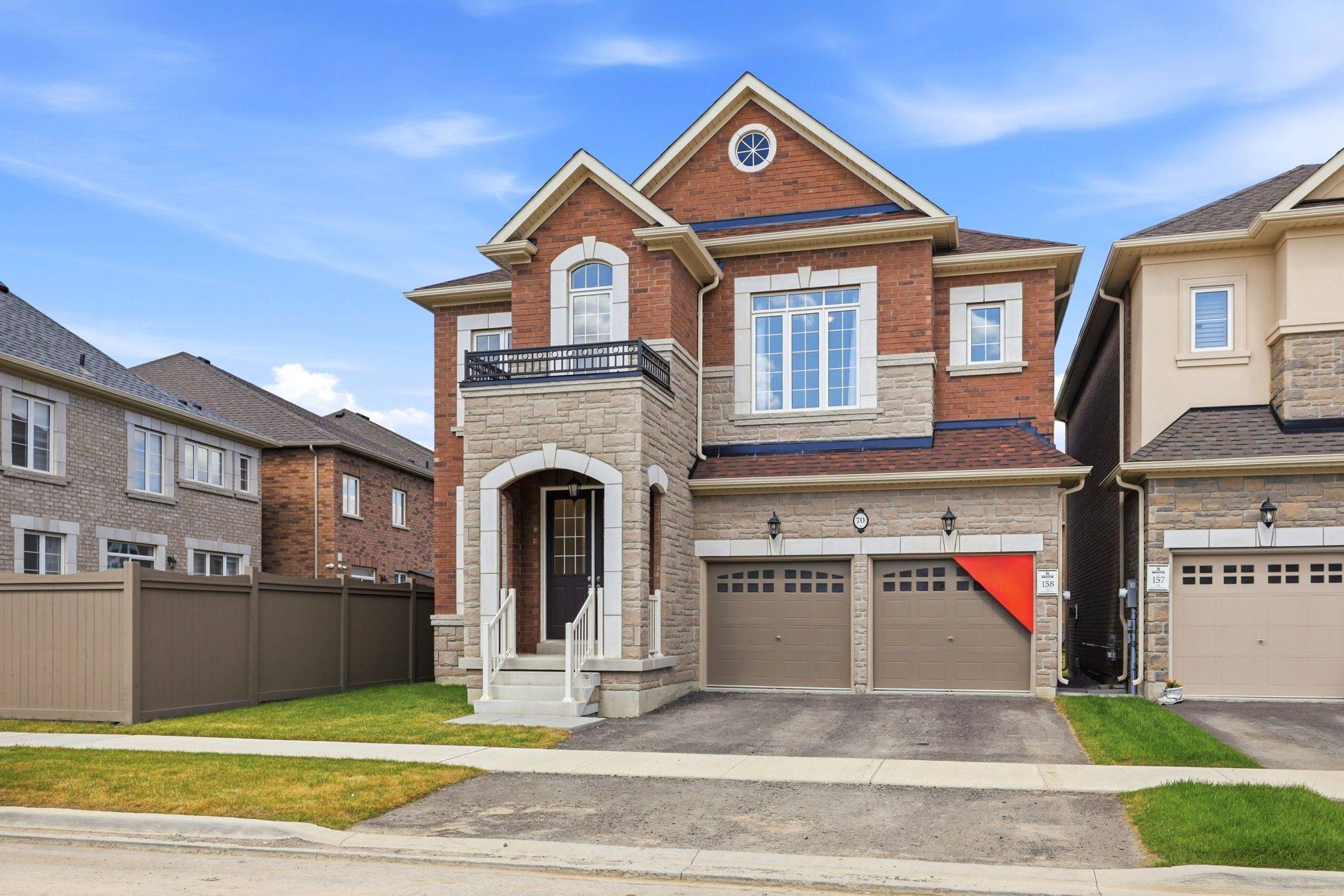 70 Stratford DR, Caledon, ON L7C 4C4