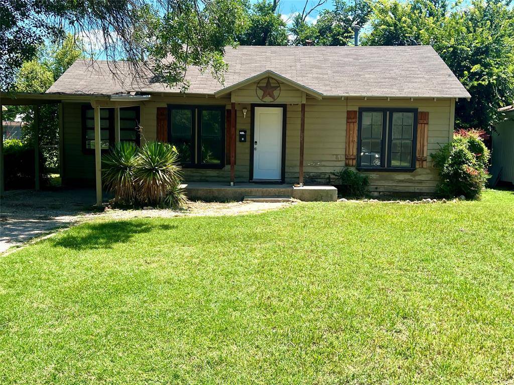 2402 Greenway Drive, Brownwood, TX 76801