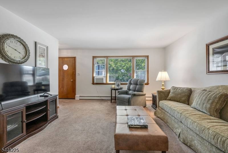 76 Coney Rd, Little Falls Twp., NJ 07424