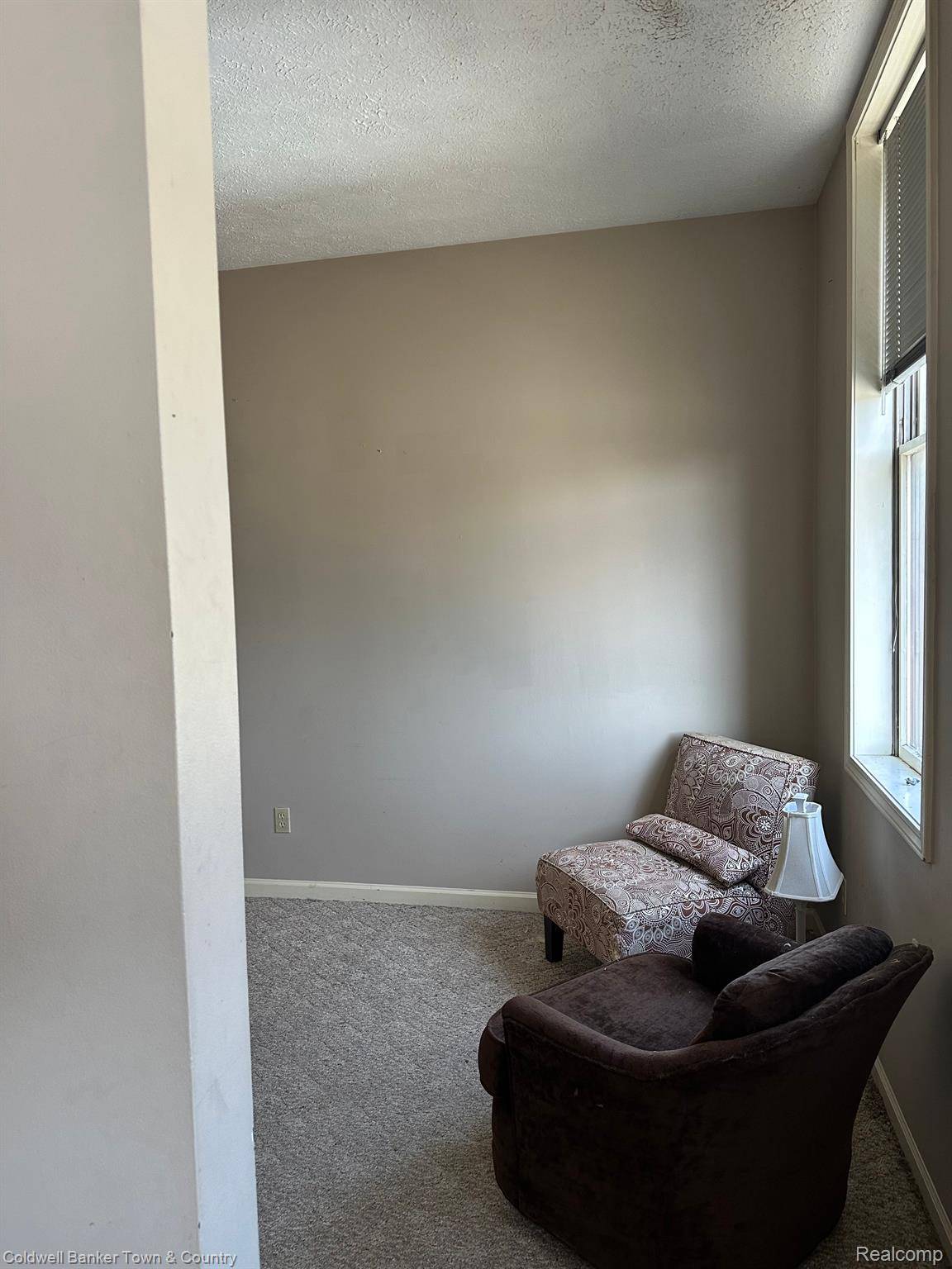 213 E GRAND RIVER AVE #A, Howell, MI 48843