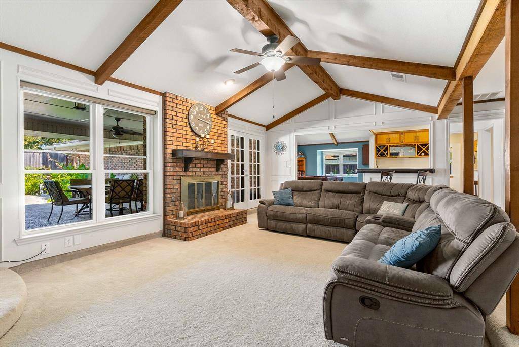 1008 Nottingham Drive, Carrollton, TX 75007