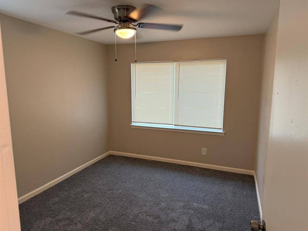 925 Bluewood Drive, Dallas, TX 75232