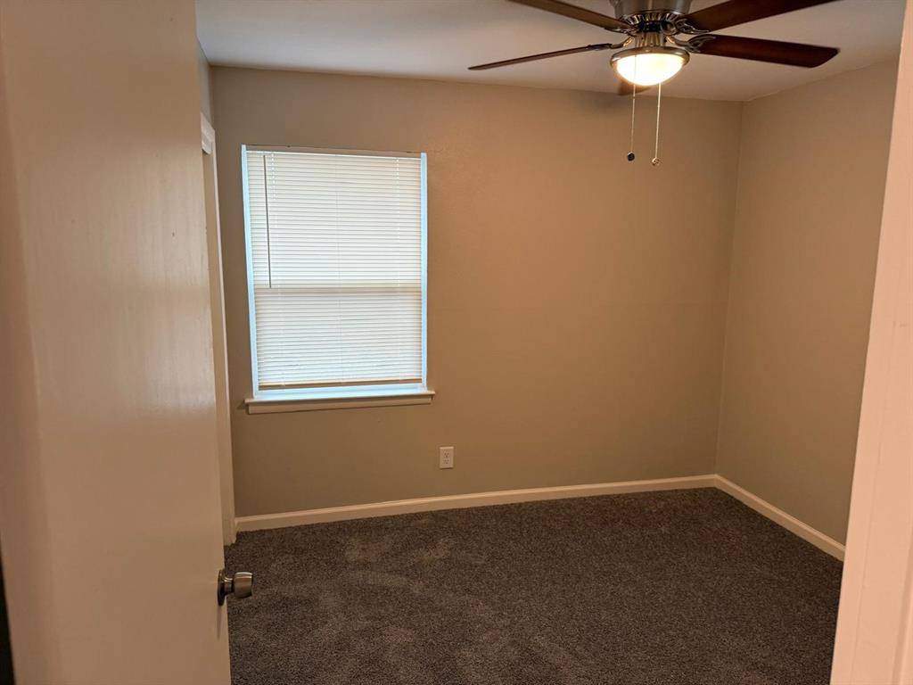 925 Bluewood Drive, Dallas, TX 75232