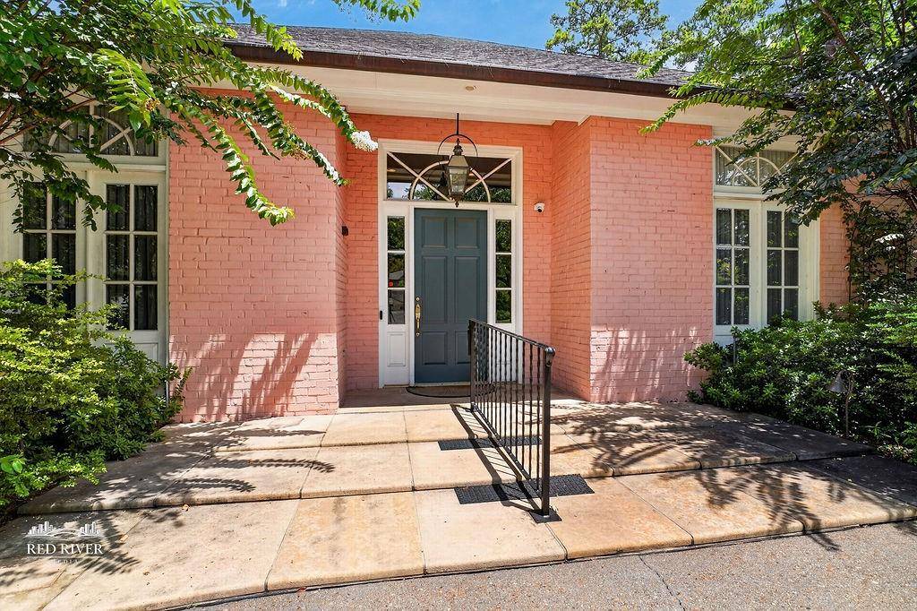 6421 Birnamwood Road, Shreveport, LA 71106