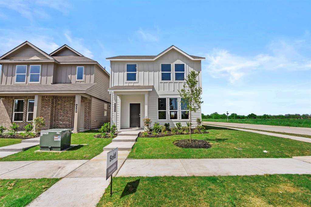 3153 Maple Orchard Lane, Fort Worth, TX 76140