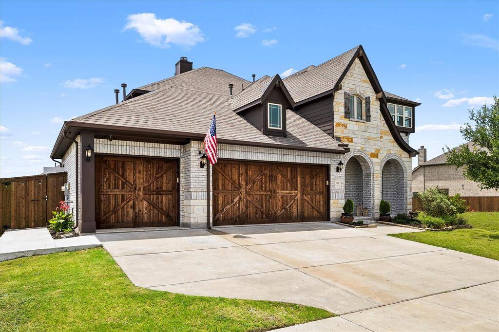 1042 Watercourse Place, Royse City, TX 75189