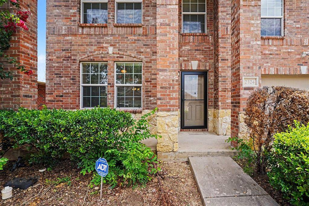 2324 Cavalry Drive, Fort Worth, TX 76177
