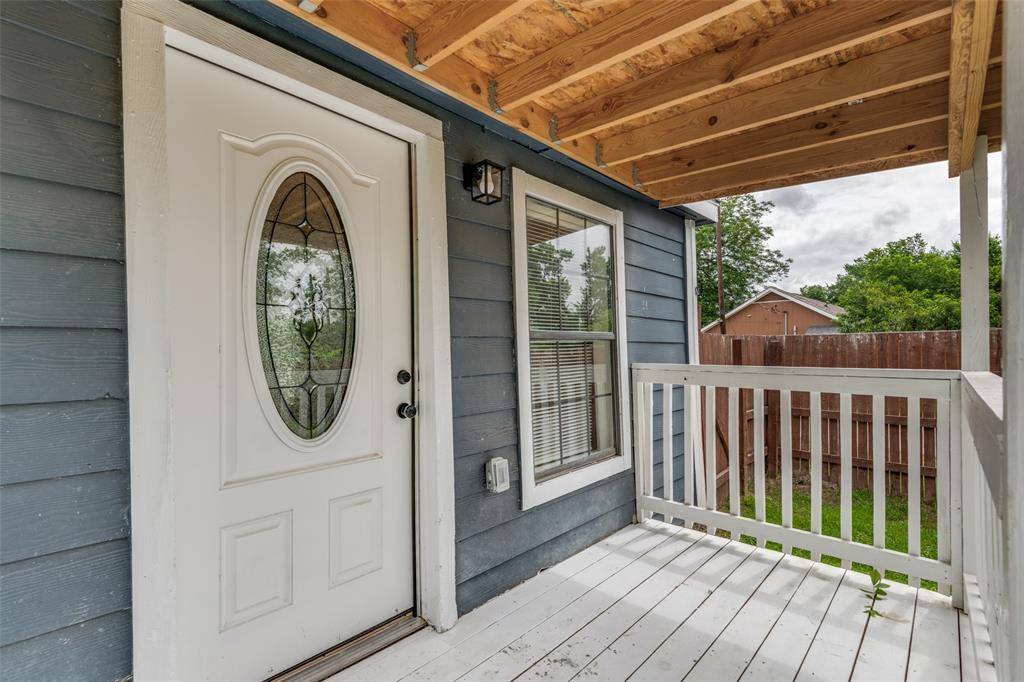 806 E Brin Street, Terrell, TX 75160