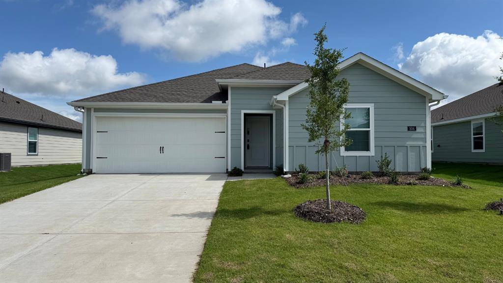 504 Saddle Blanket Drive, Nevada, TX 75173